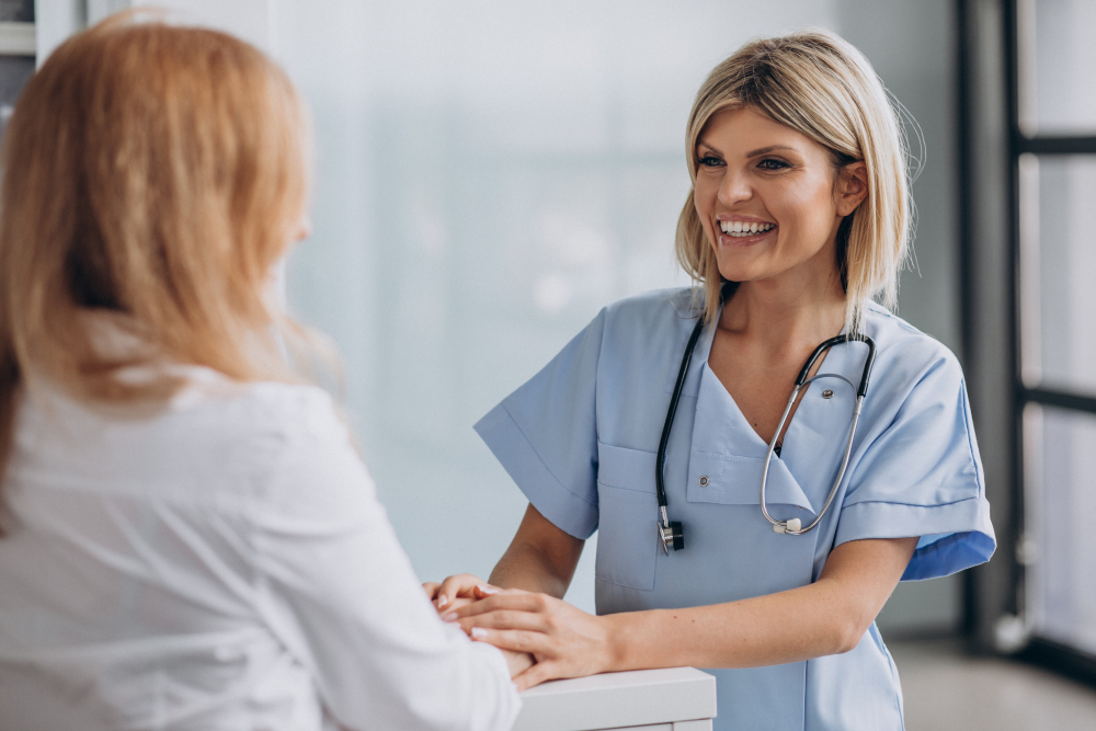 young-female-doctor-with-patient-clinic